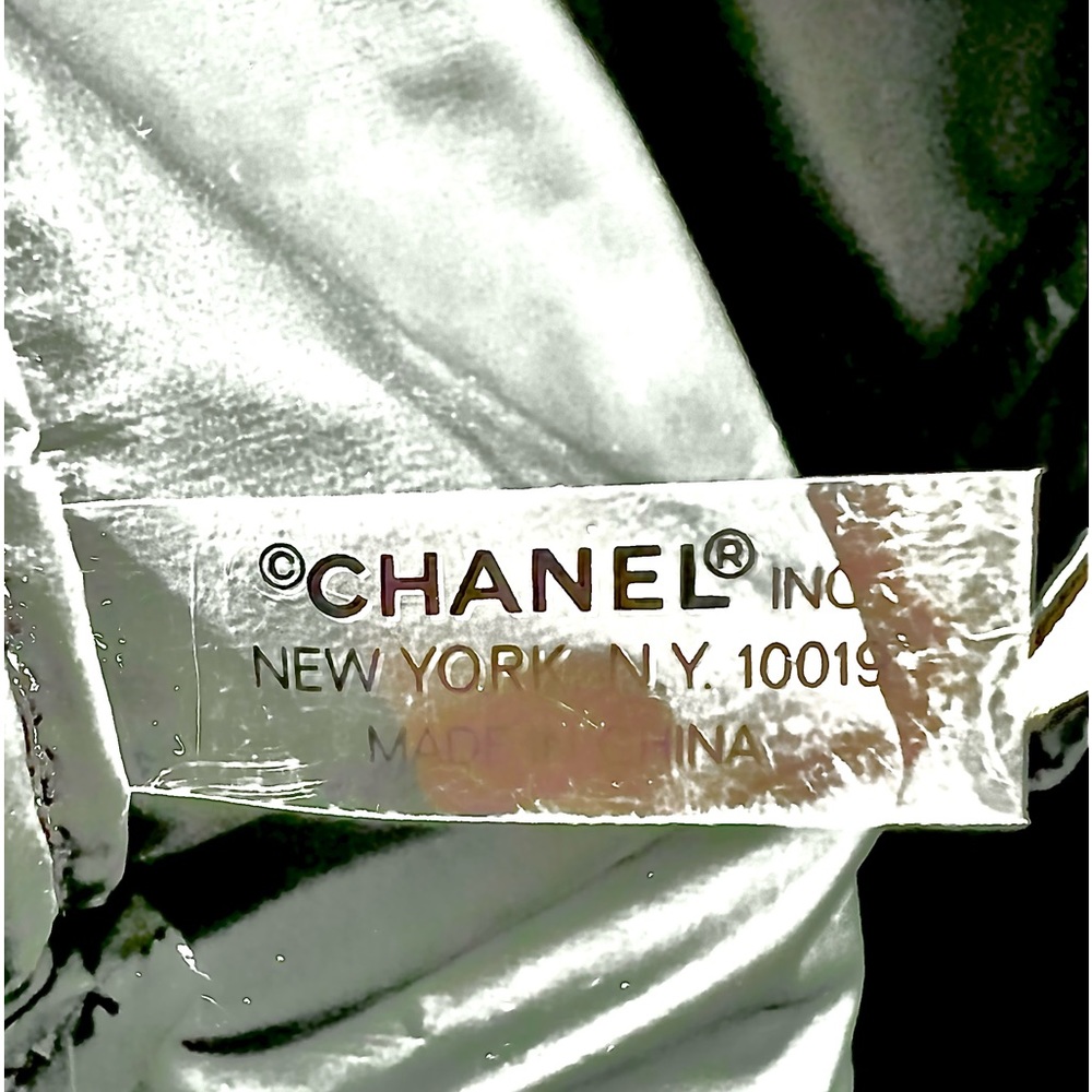 SOLD!!!! Chanel red make up bag converted into an evening bag. - Picture 7 of 11
